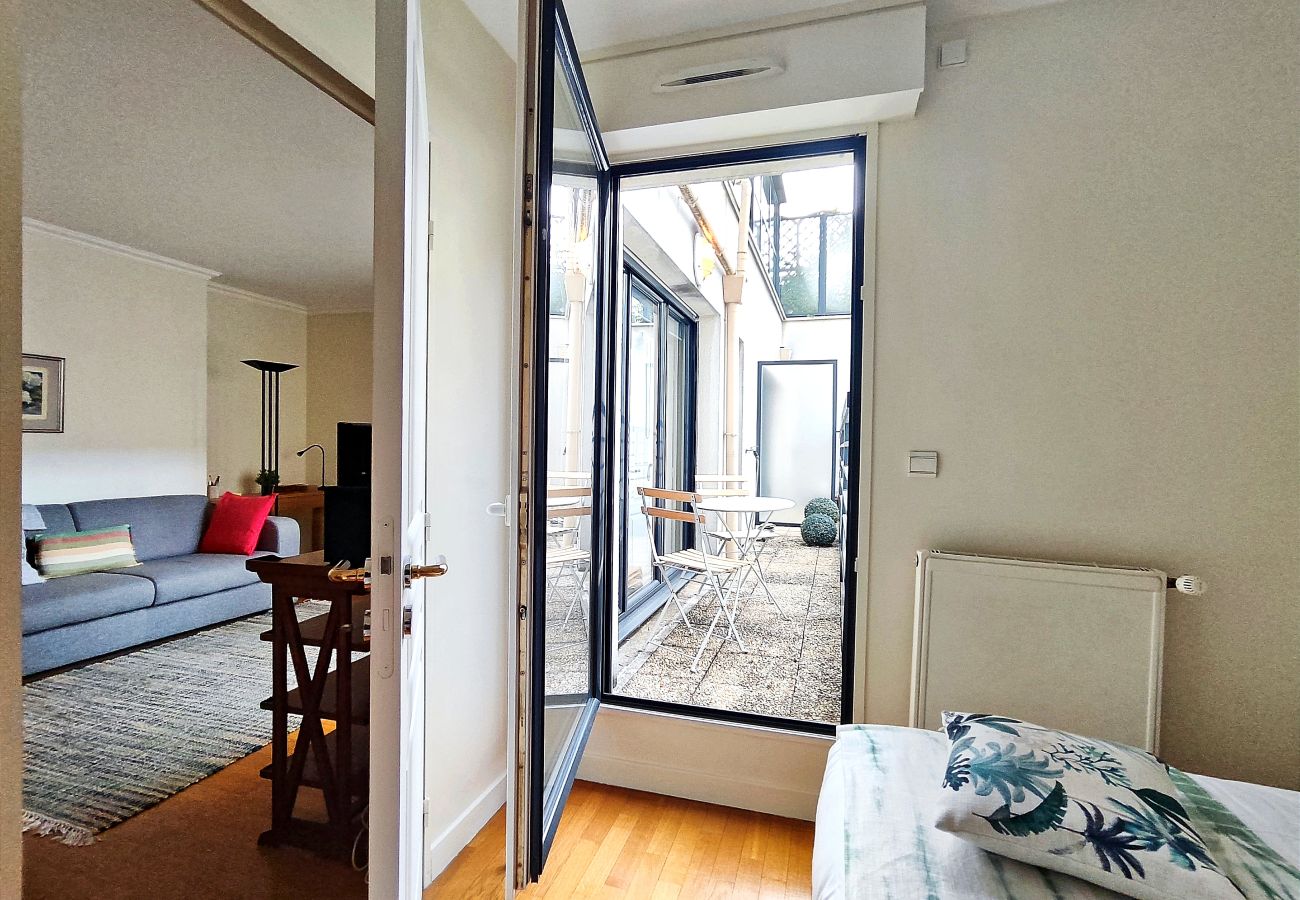 Apartment in Paris - Passage Doisy - Paris 17 - 217075