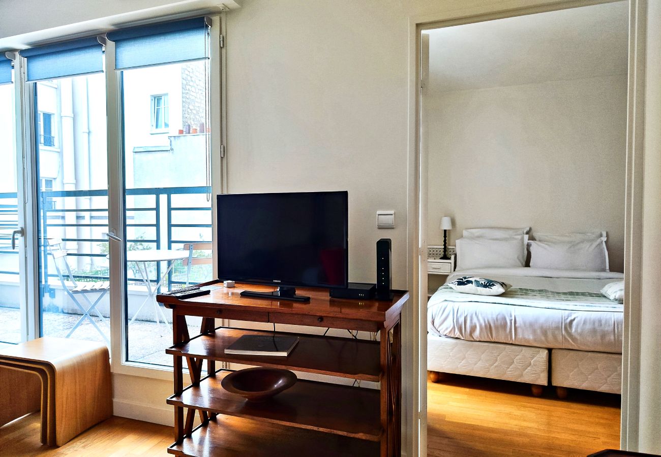 Apartment in Paris - Passage Doisy - Paris 17 - 217075