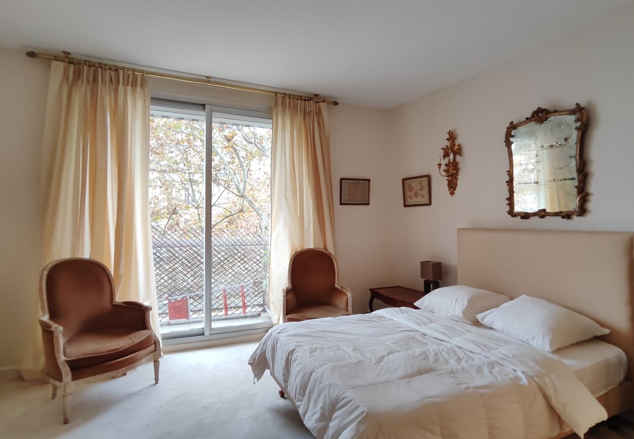 Apartment in Paris - Avenue Victor Hugo - Paris 16 - 416060