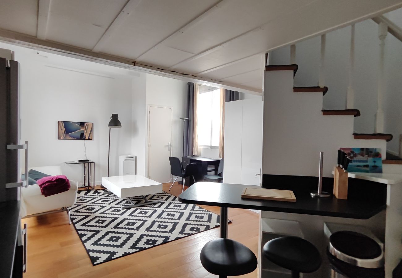 Apartment in Paris - Avenue Niel - Paris 17 - 217033